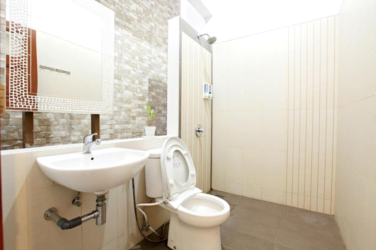 De' Halimun Guest House Bandung Bilik gambar